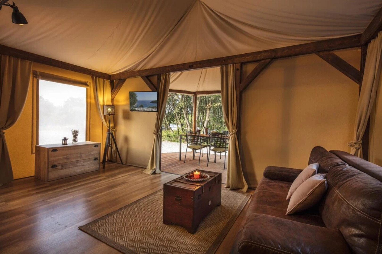 Glamping tents Mediteran kamp Navis