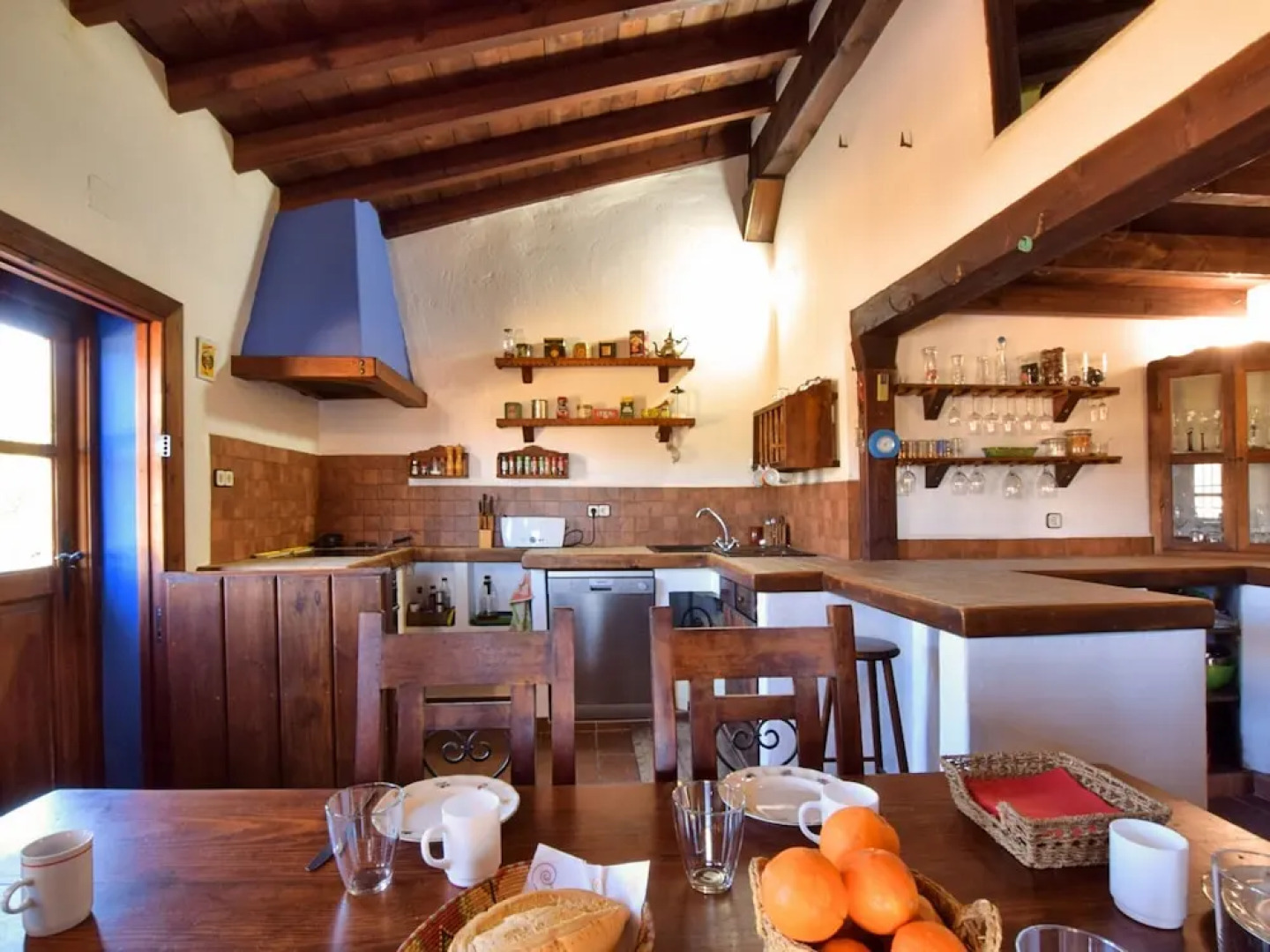 Pretty Cottage in Alcaucín with Private Swimming Pool