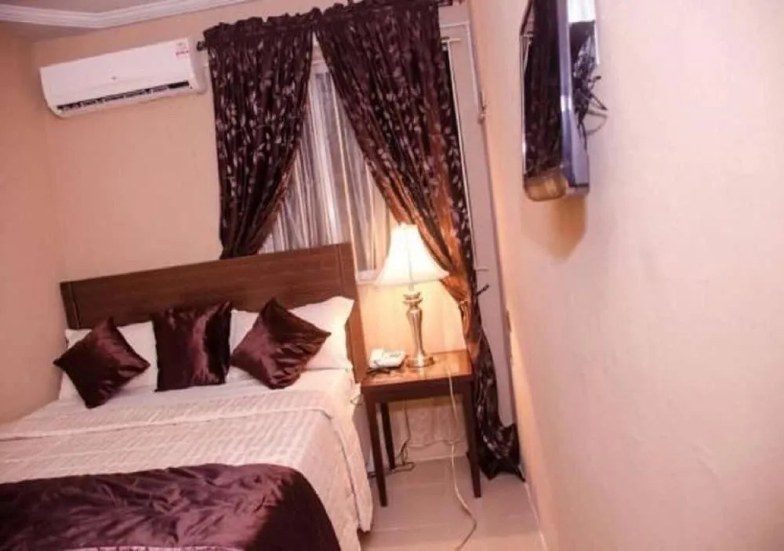 Integrity Hotels & Suites