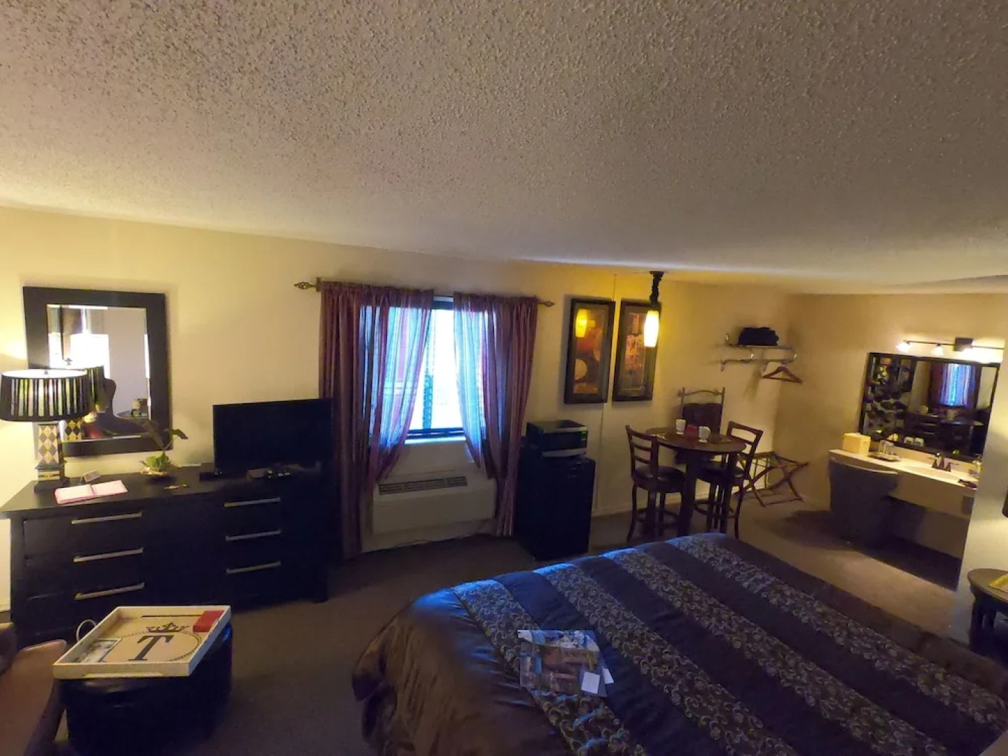 TradeWinds Lodging Bed and Breakfast