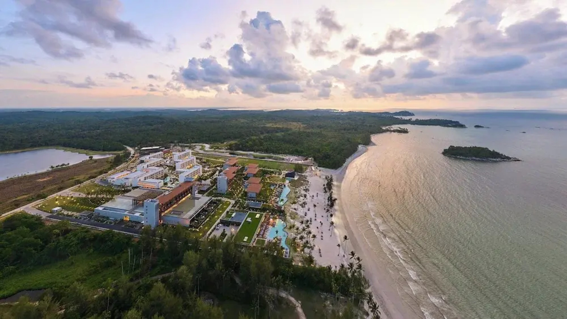 Hotel Indigo Bintan Lagoi Beach by IHG