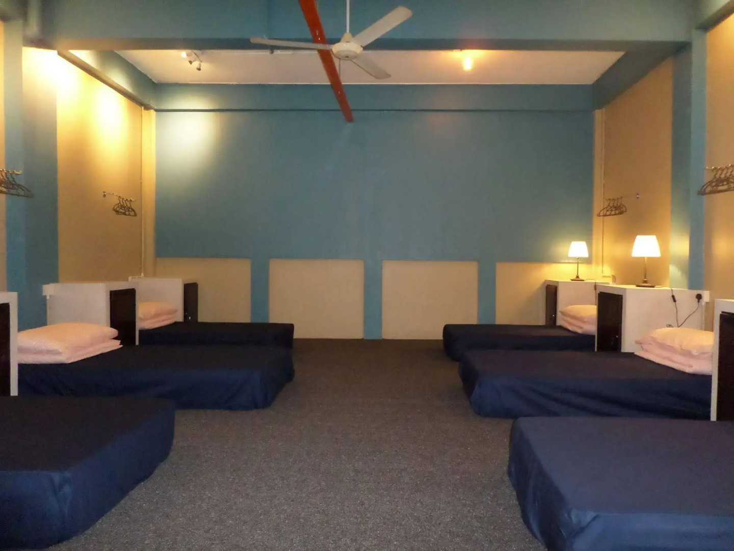 Olive Flashpackers - Hostel