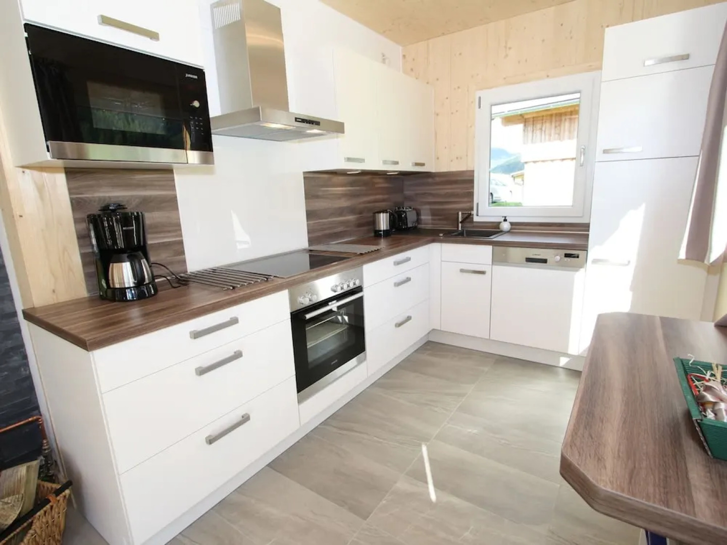 Wooden Chalet in Hohentauern With Sauna