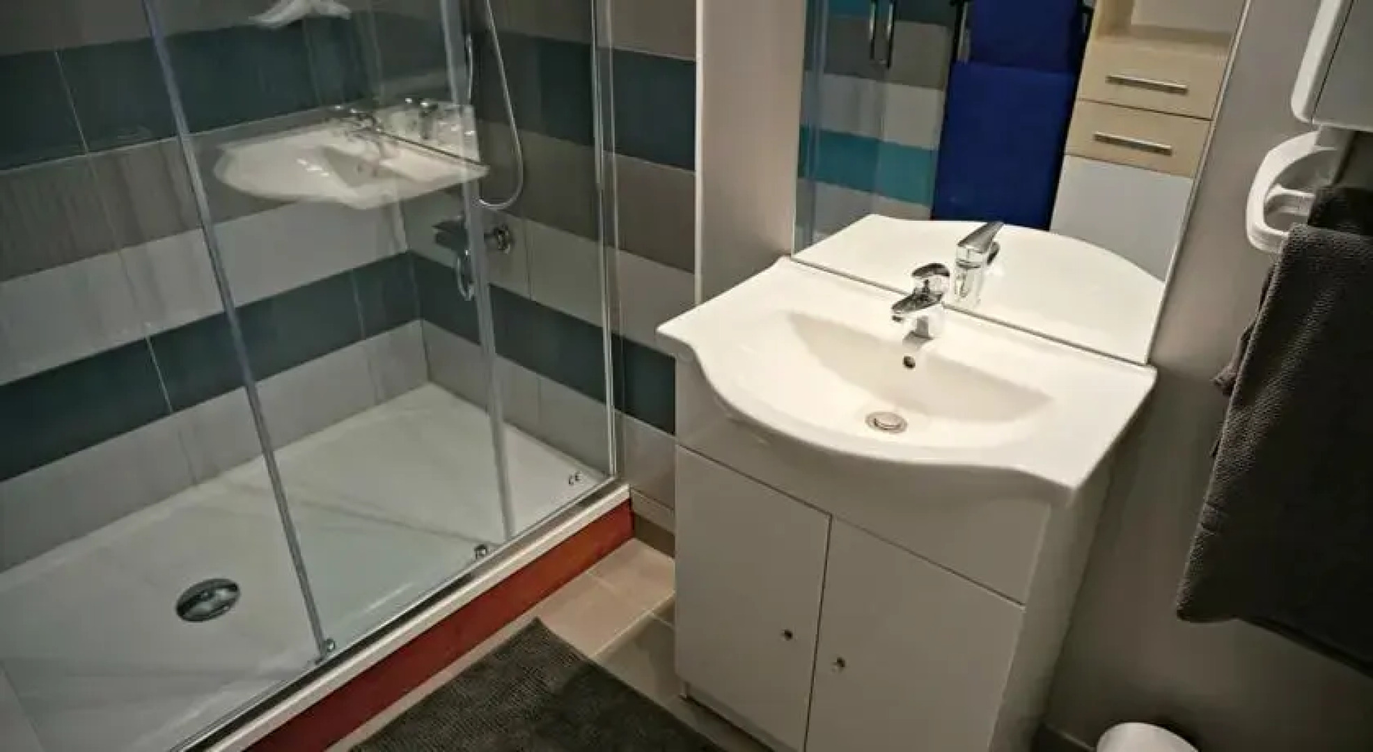 Little Suite - Alice