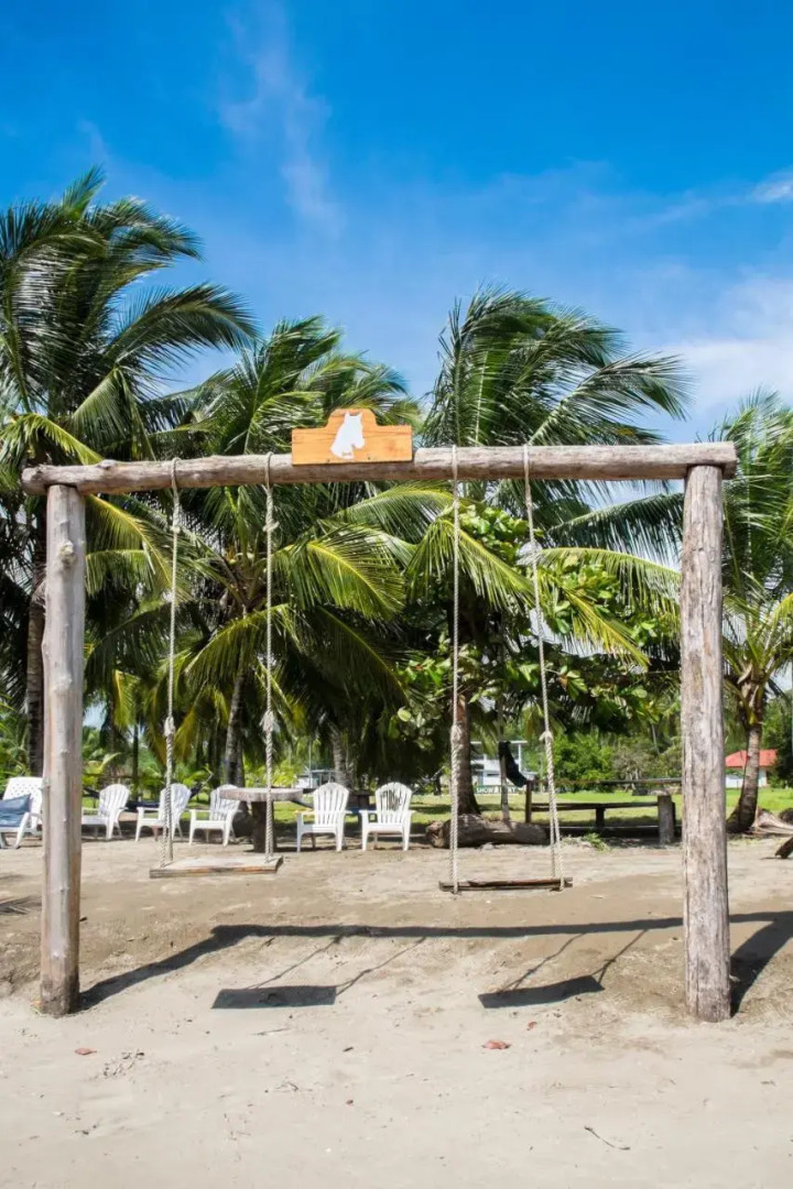 Show Pony Beach Resort and Suites