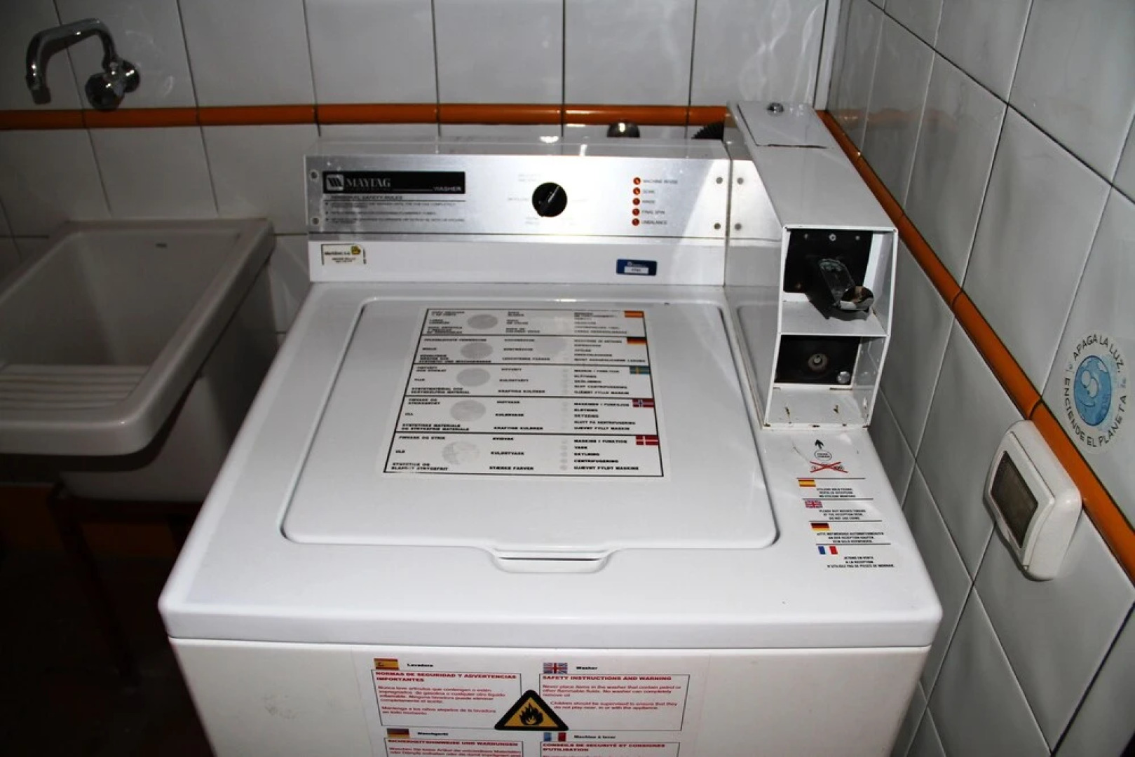 Eco-wooden Houses Camping Montaña Roja