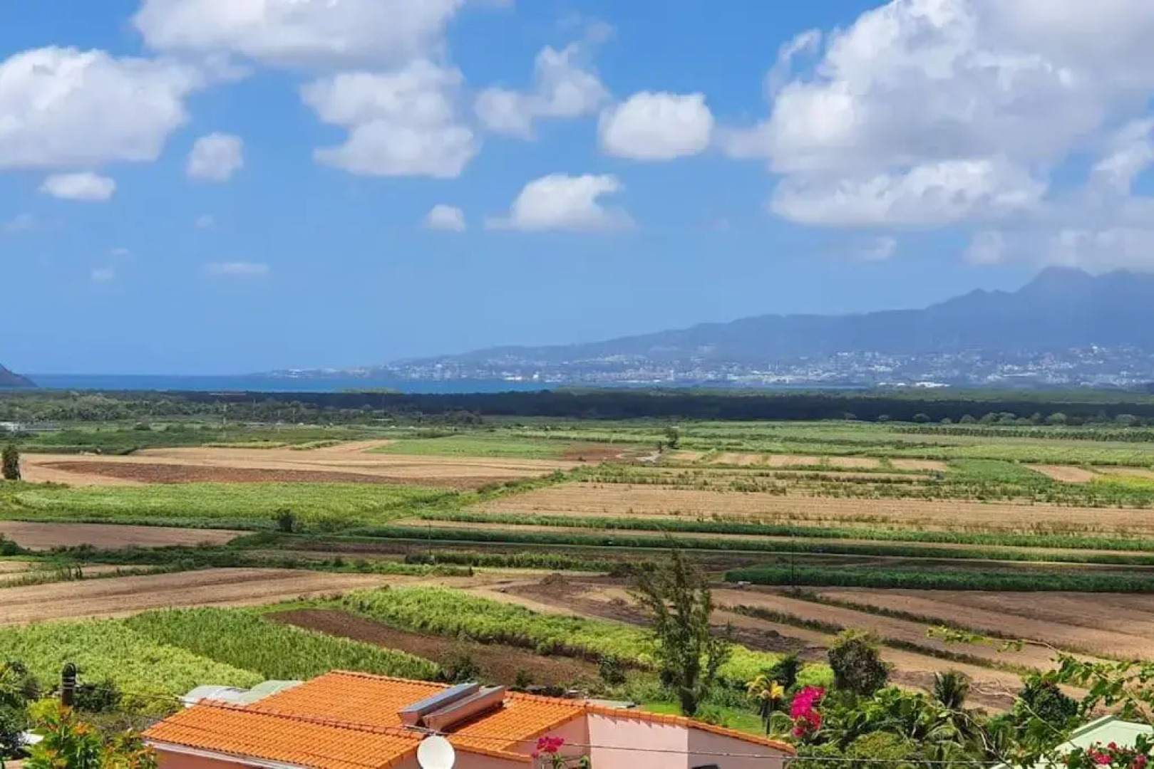 972D3 - Villa Tamarin 240m2 vue panoramique