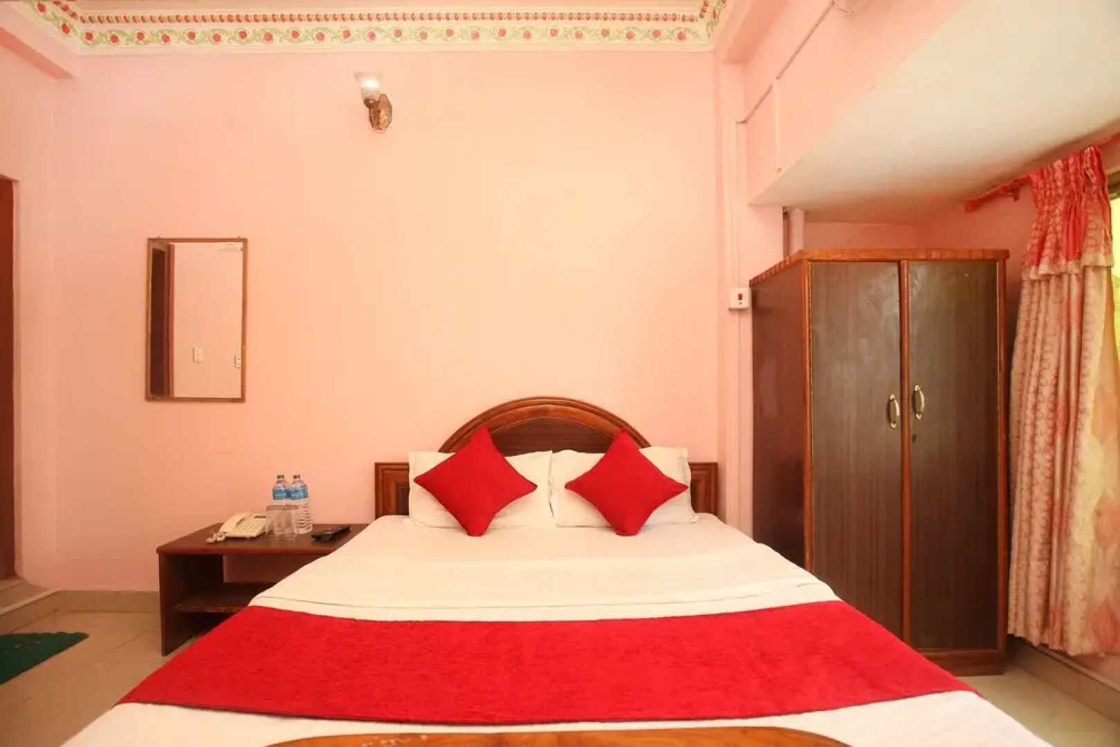 OYO 366 Hotel Anmol