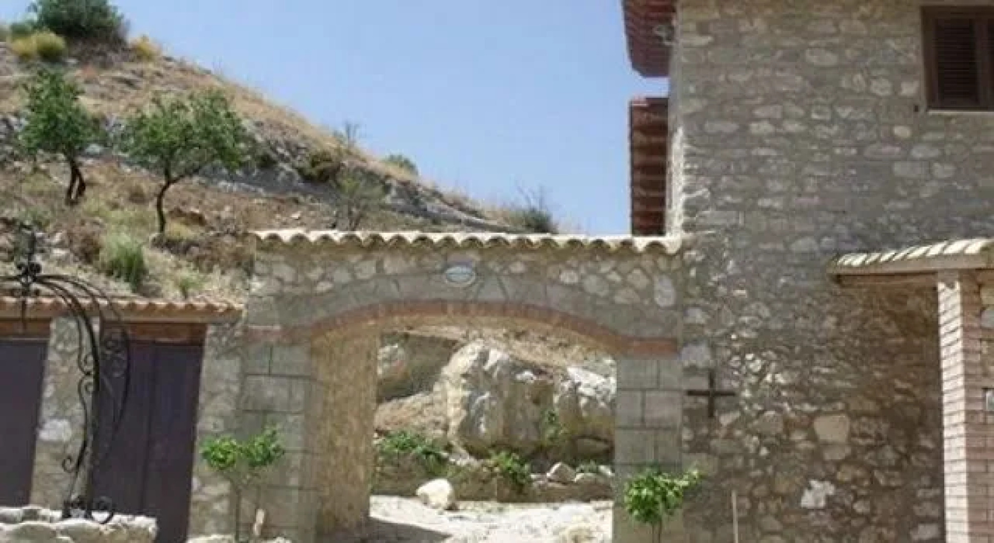 Sicilian White Horse Bed & Breakfast Sicily