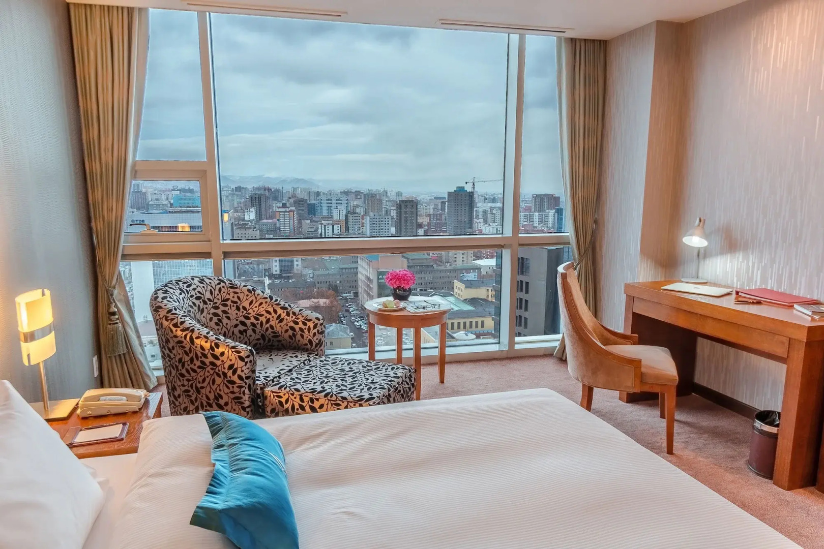 Blue Sky Hotel & Tower