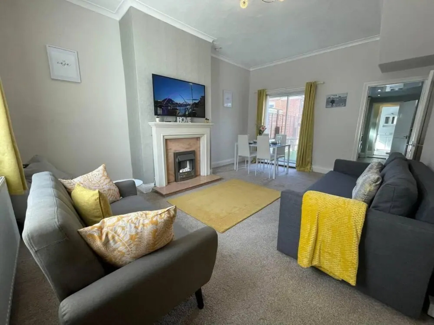 Lovely 3 -bed House in Jarrow With Free Parking