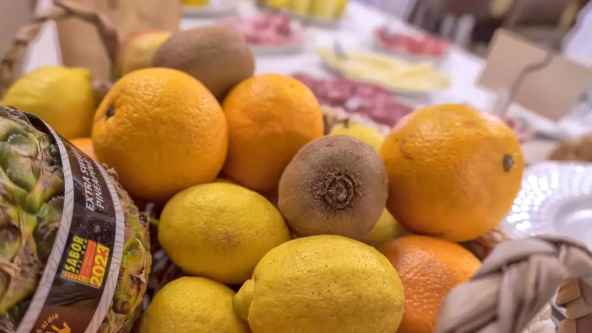 Kelina Charme Hotel by Cantine Due Palme