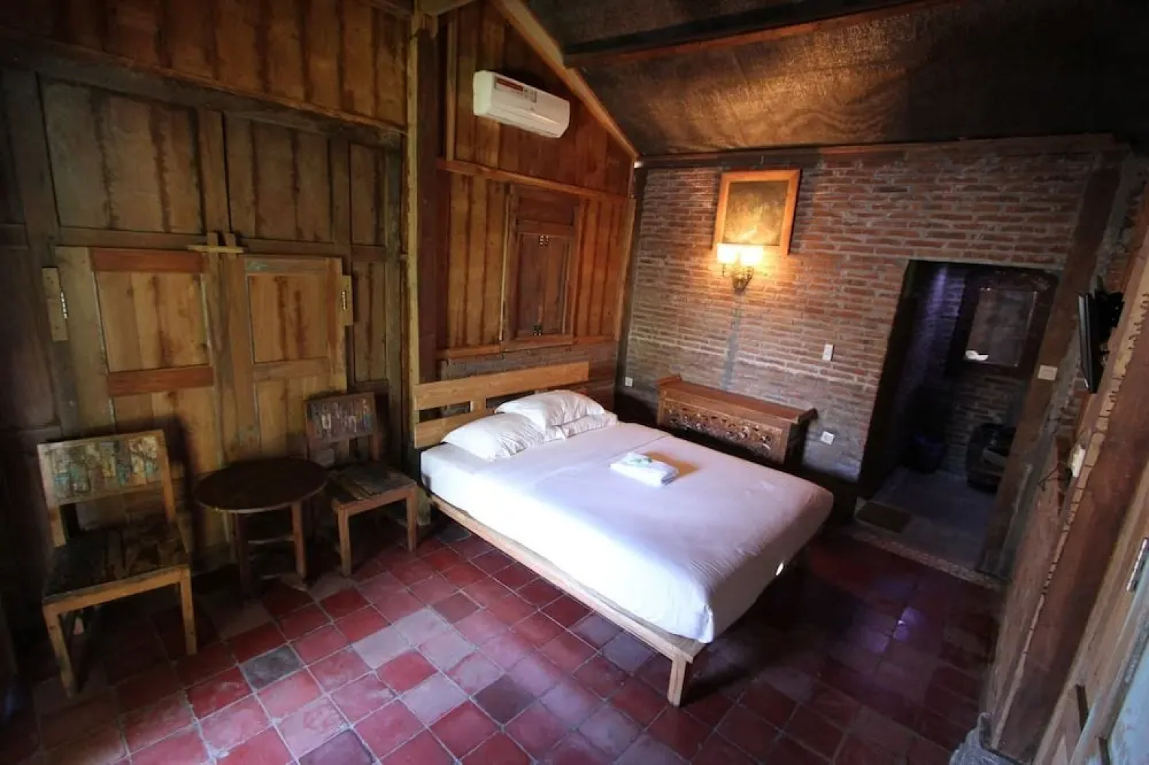 Omah Lila by The Grand Java