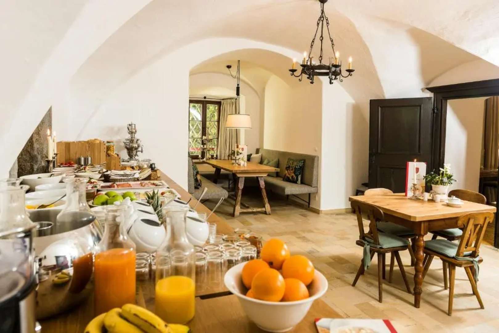 Schloss Prielau Hotel & Restaurants