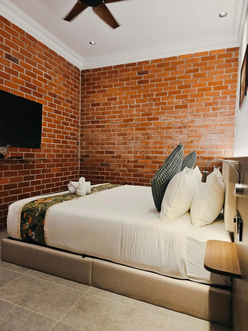 Reunion Heritage House