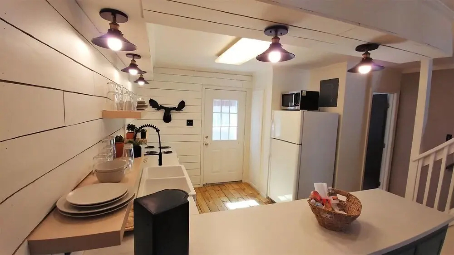 Claim_jumper_townhouse_15