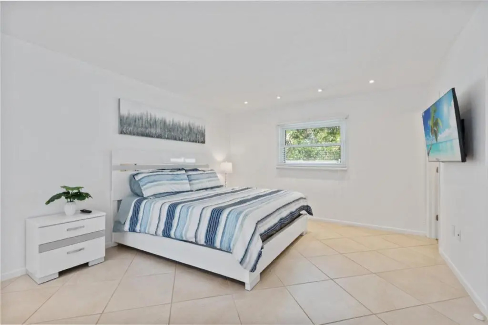 Close to Vanderbilt Beach home!