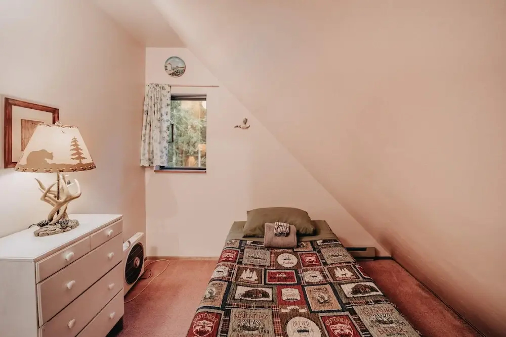 Mt Baker Lodging - Cabin 67 - Private 2-story Cabin With a Private hot tub