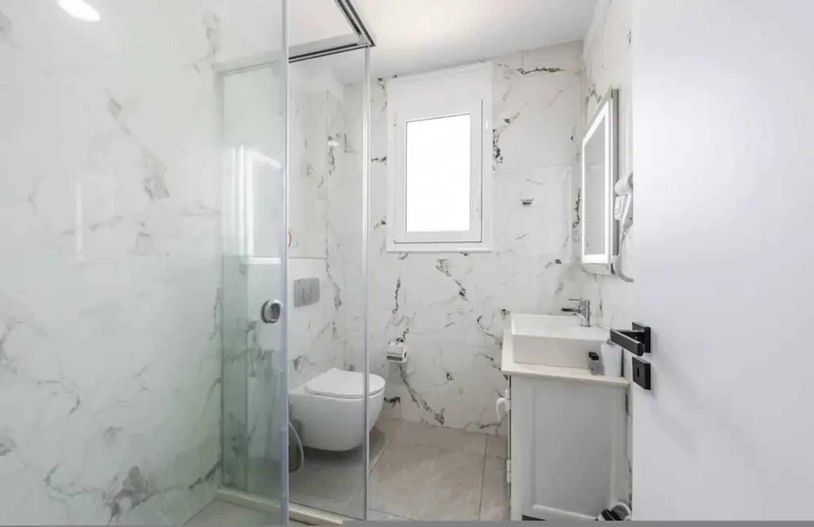 Bliss Double Room in Gjirokast r