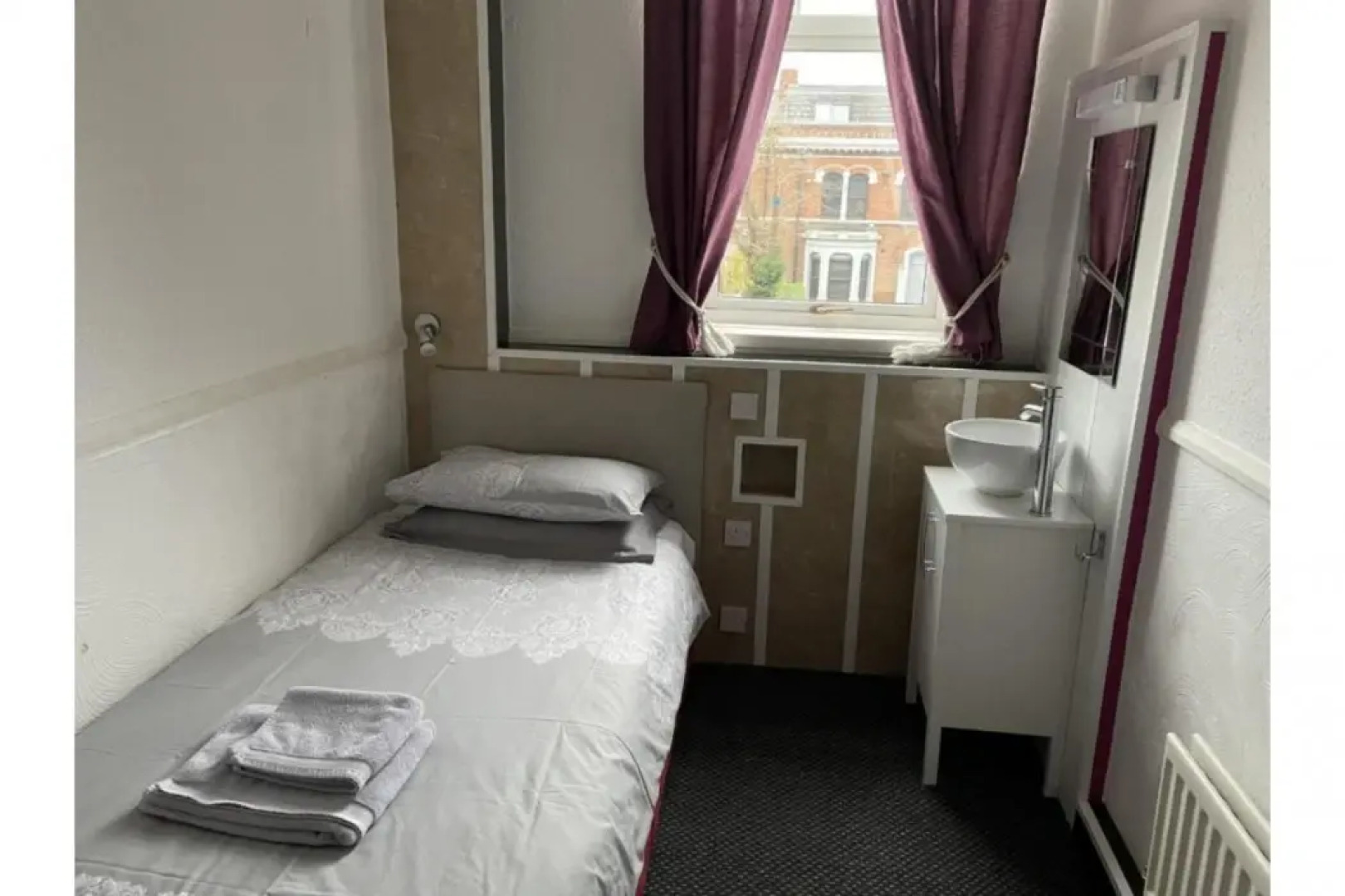 OYO The Bentleys Hotel