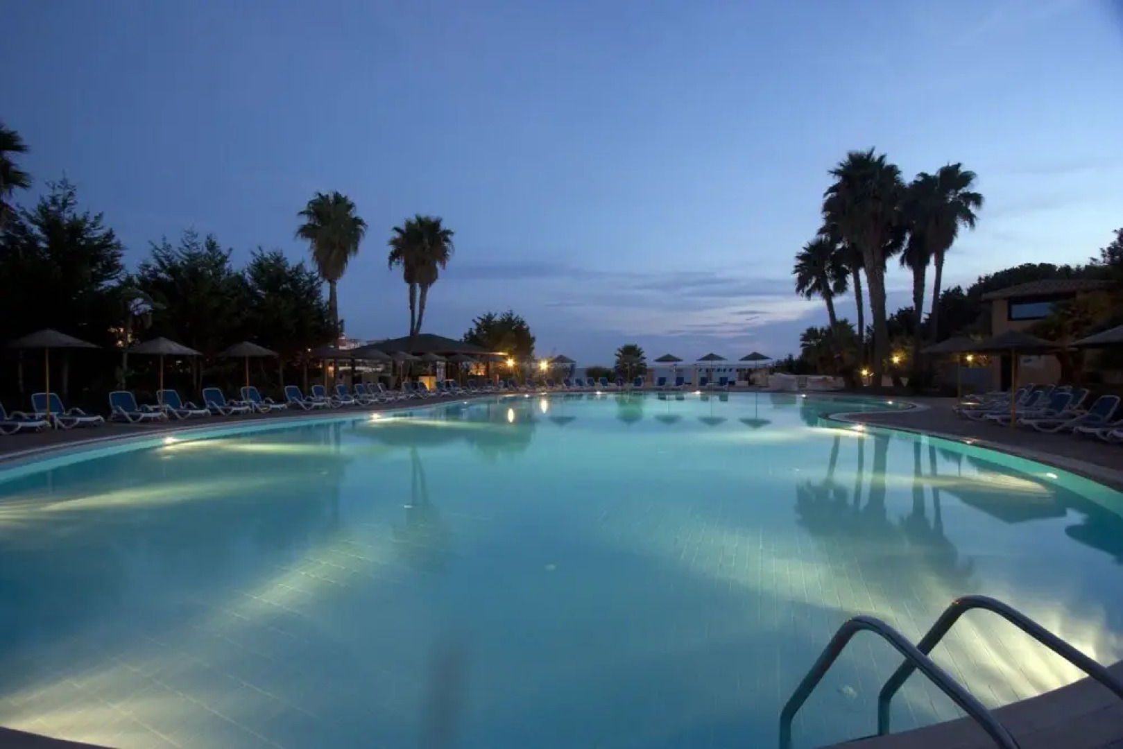 TH Le Castella - Baia degli Dei Village