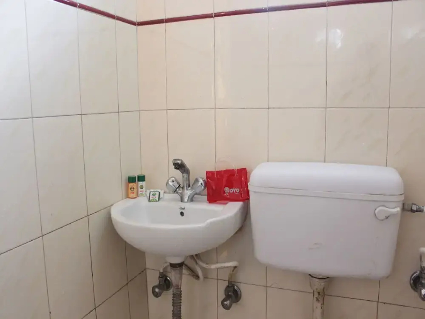 OYO 12782 Hotel Sweet Home