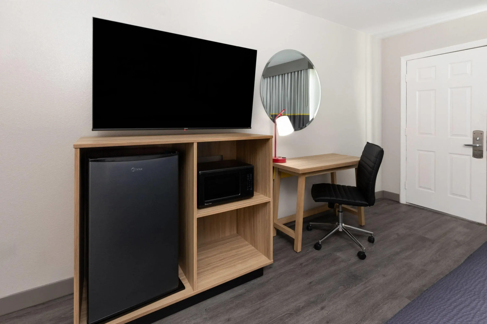 Super 8 by Wyndham Temple S. General Bruce