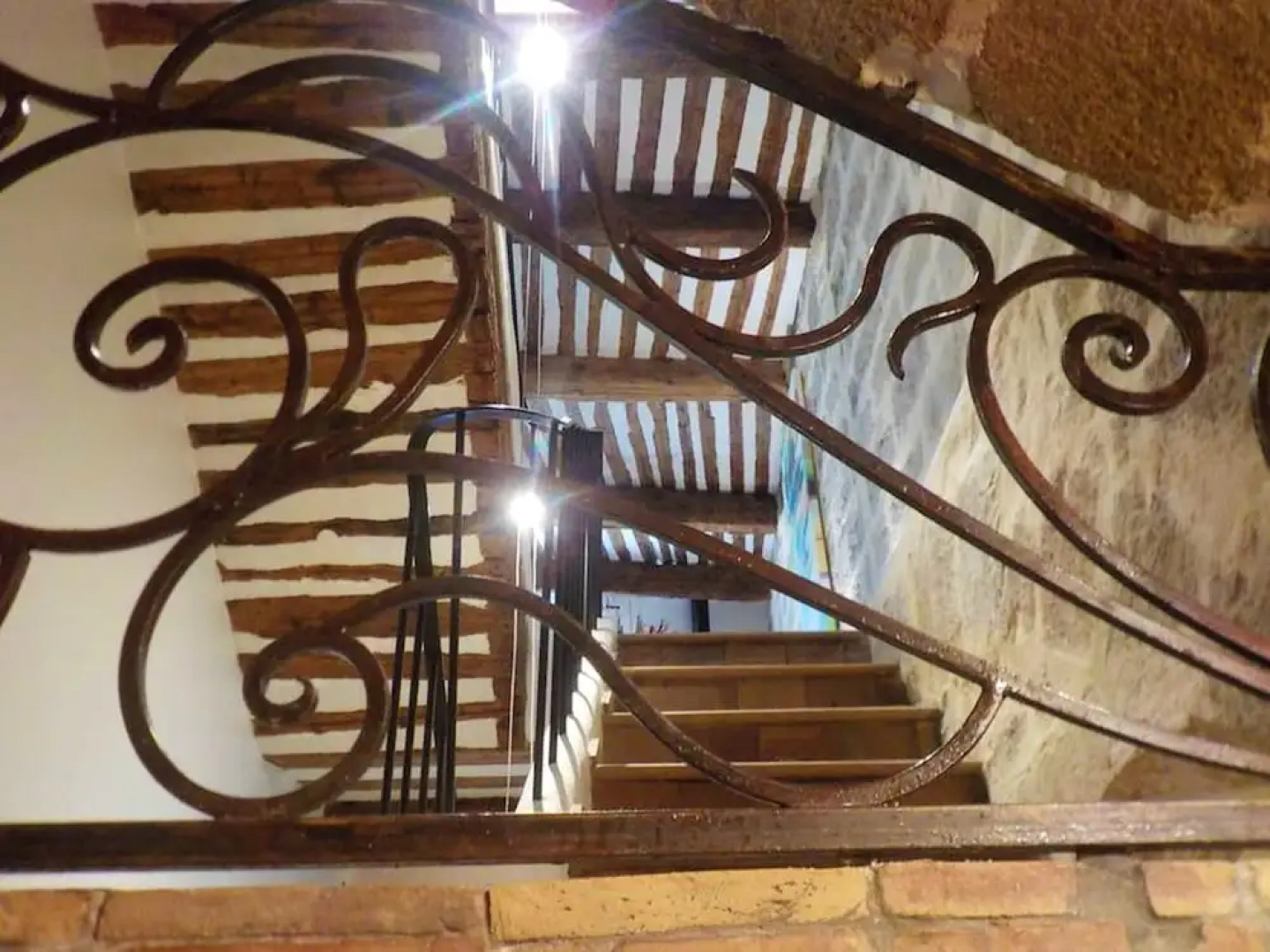 House With 2 Bedrooms In Chateauneuf Du Pape With Furnished Terrace And Wifi