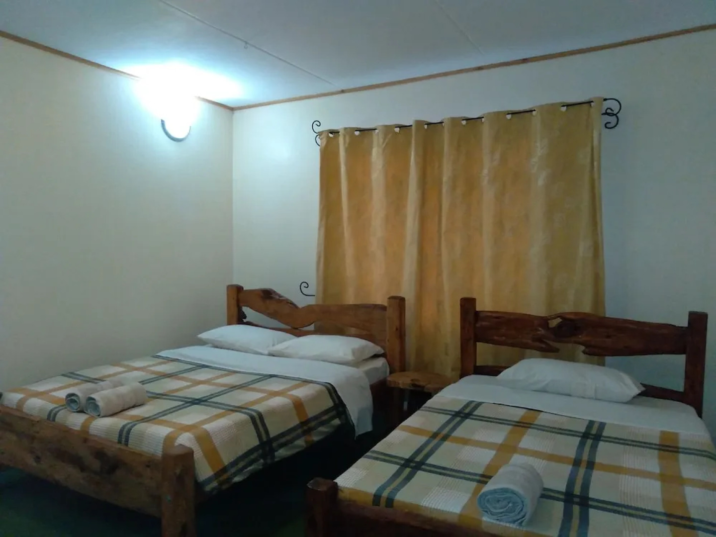 Green Leaves Homestay