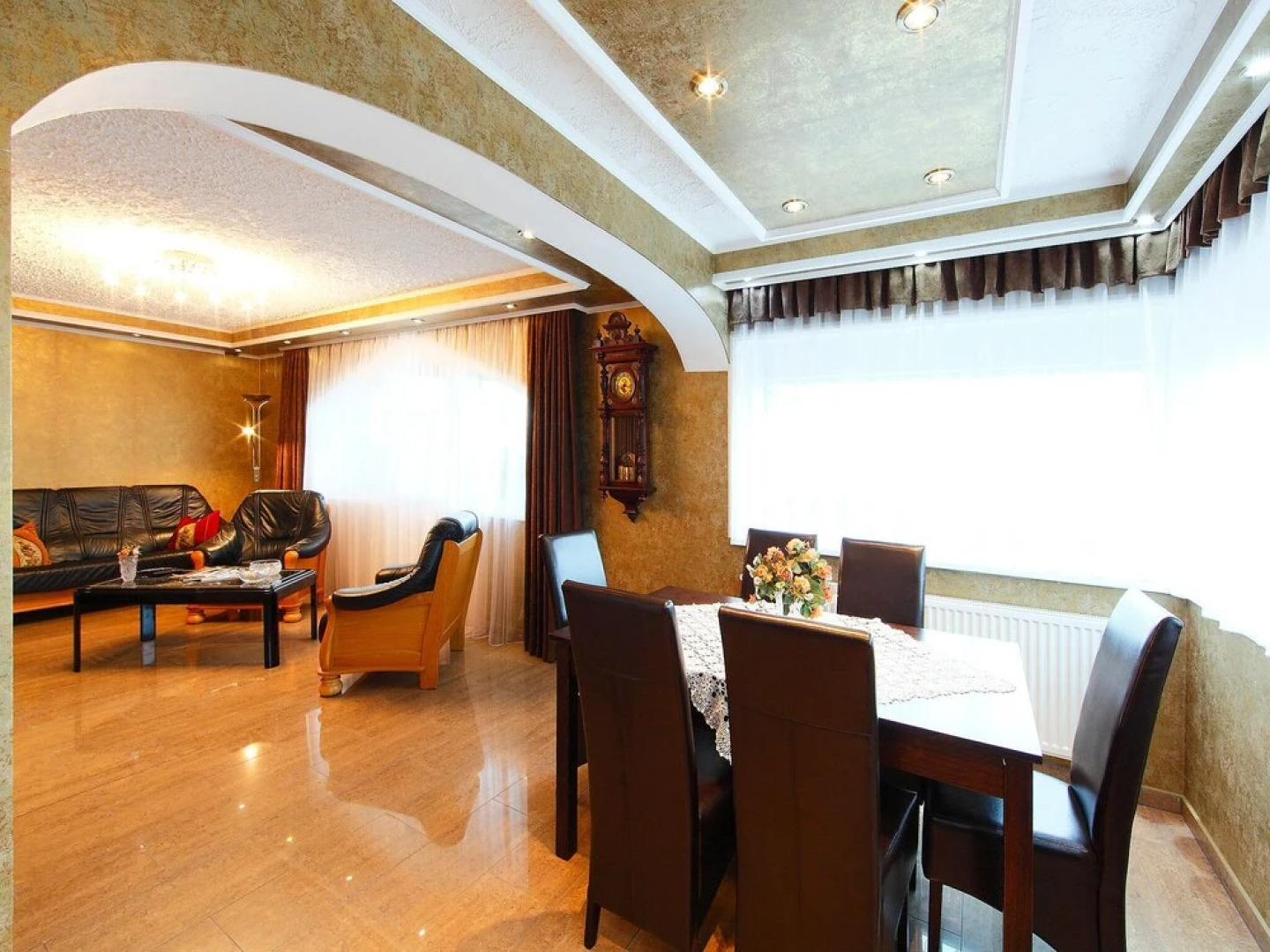 Villa Rosso Balatongy r k