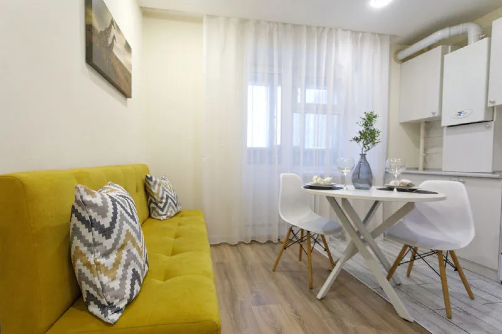 Апартаменты Версаль Апартментс на бульваре Олега Волкова, д. 3