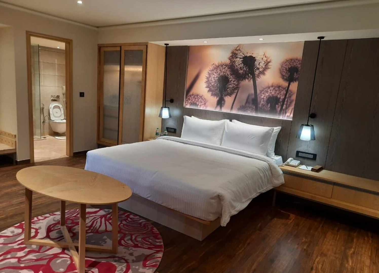 The Gaurs Sarovar Premiere