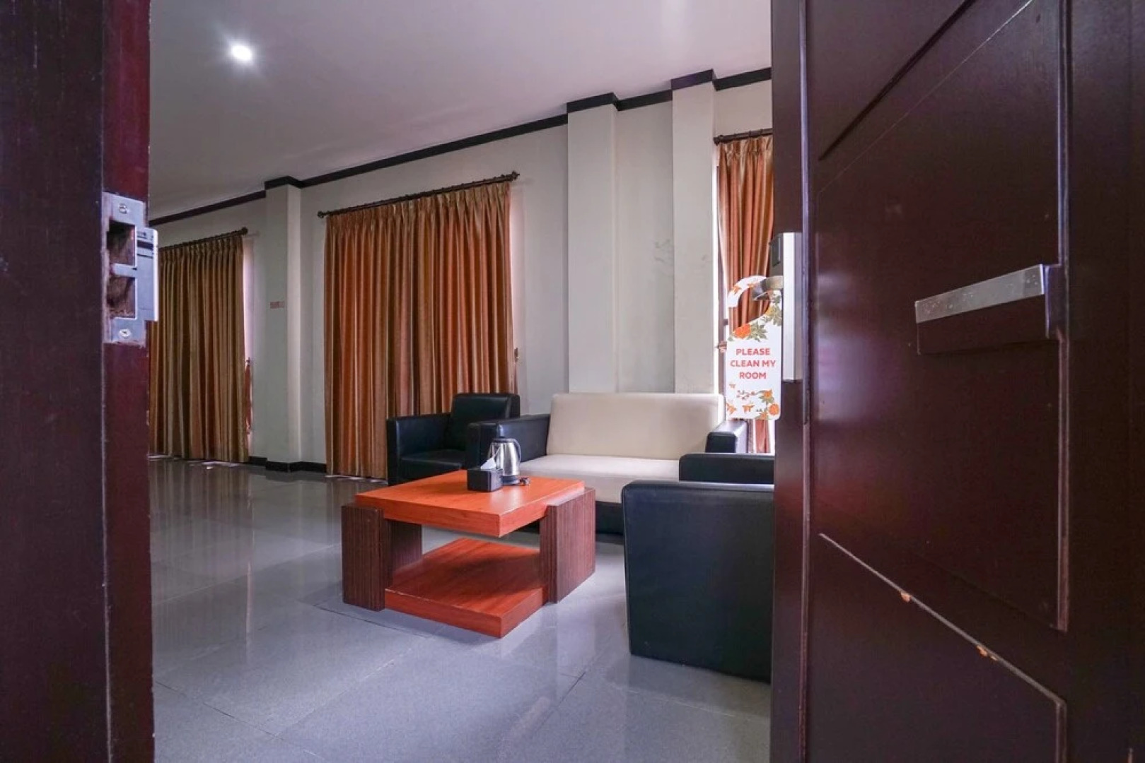 Capital O 2102 Grand Mutiara Hotel