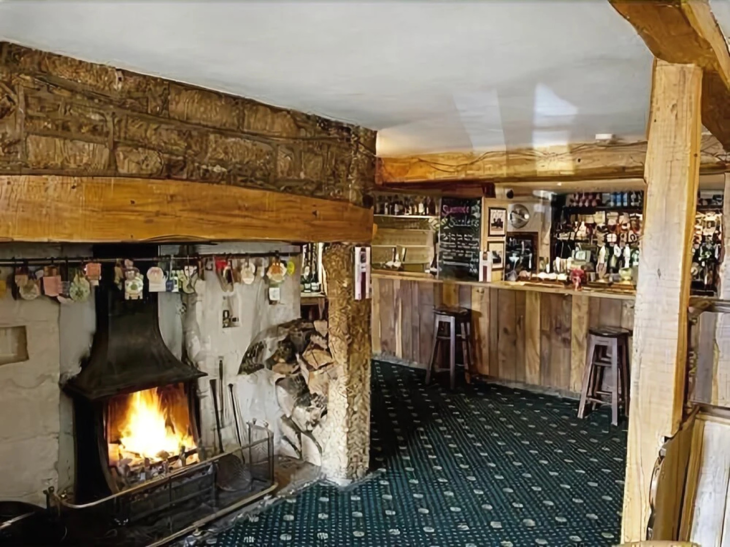 The Hollow Bottom - B&B