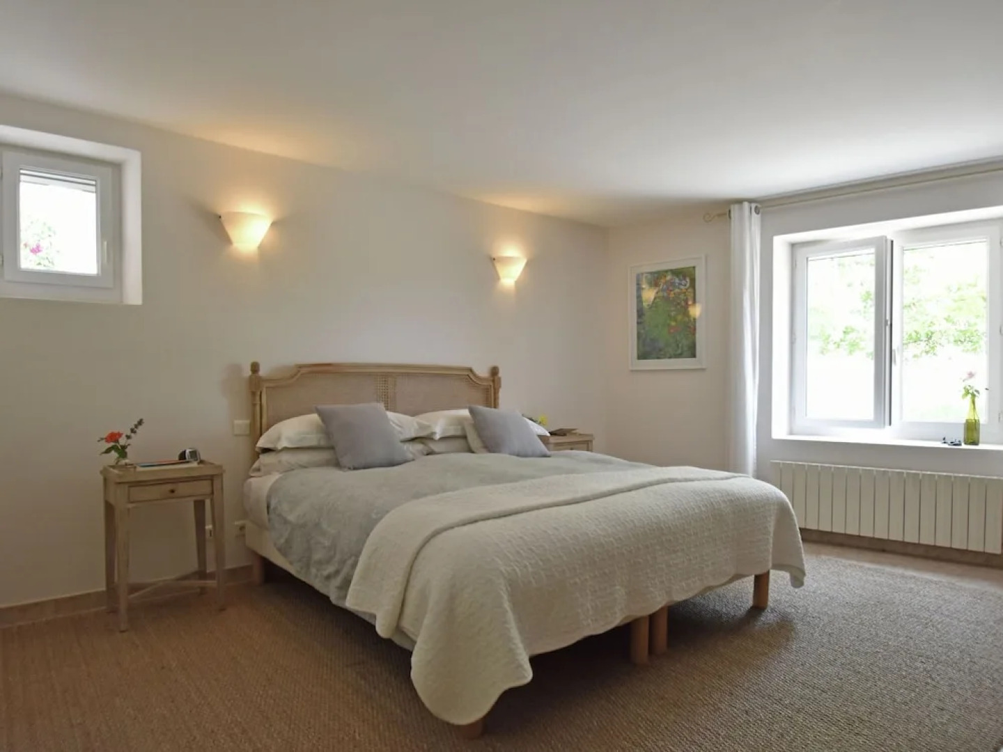 Luxury Mas With two Guest Houses and Private Pool With Stunning Views