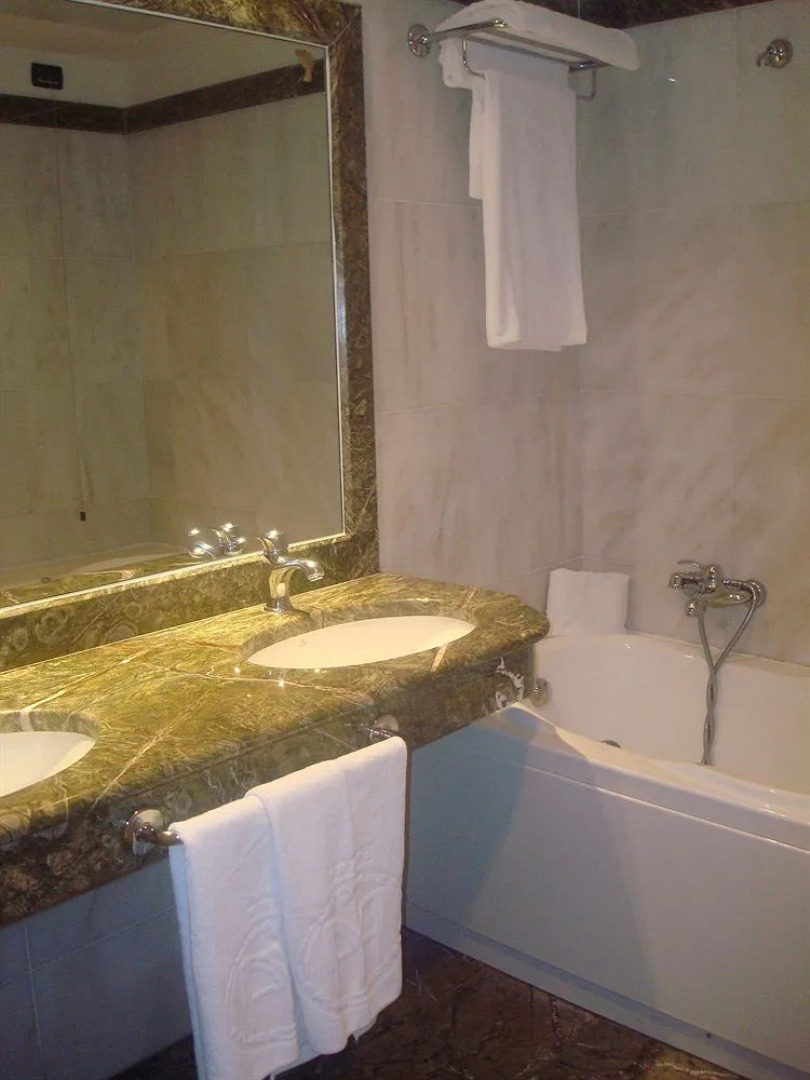 Miramare Palace Hotel