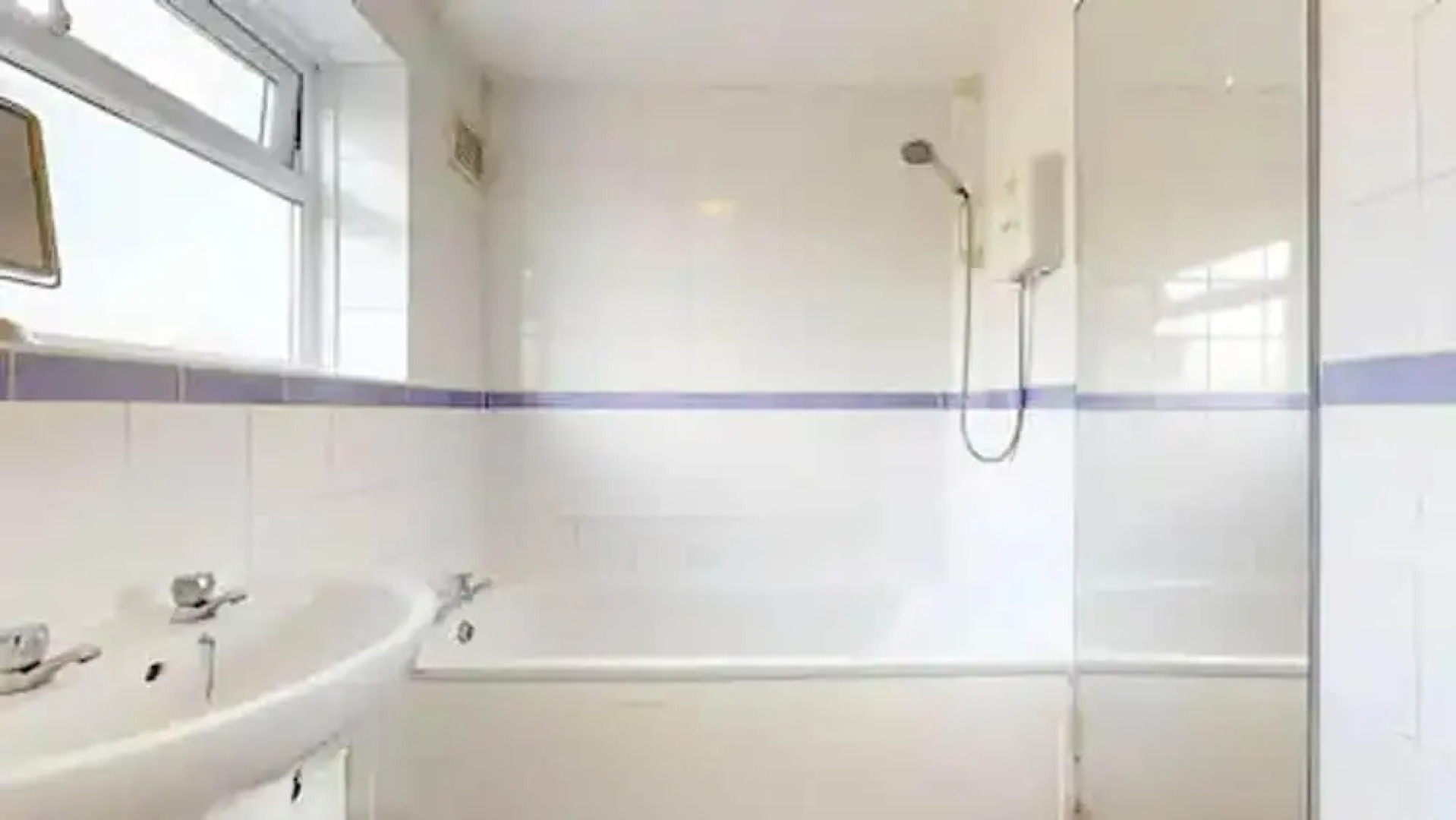 Captivating 2-bed Apartment in Stanford-le-hope