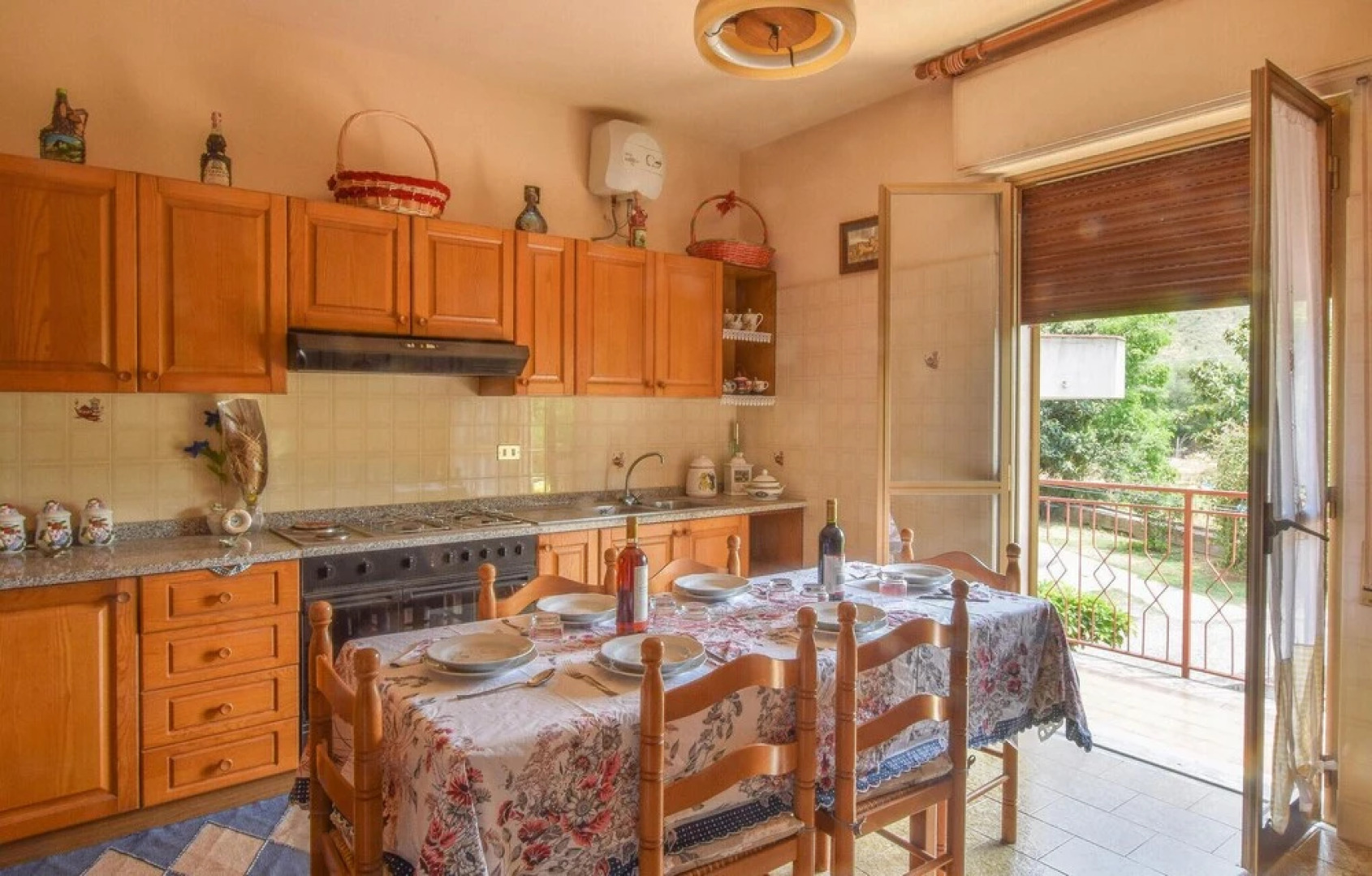 Nice Home in Ciminà With 4 Bedrooms and Wifi