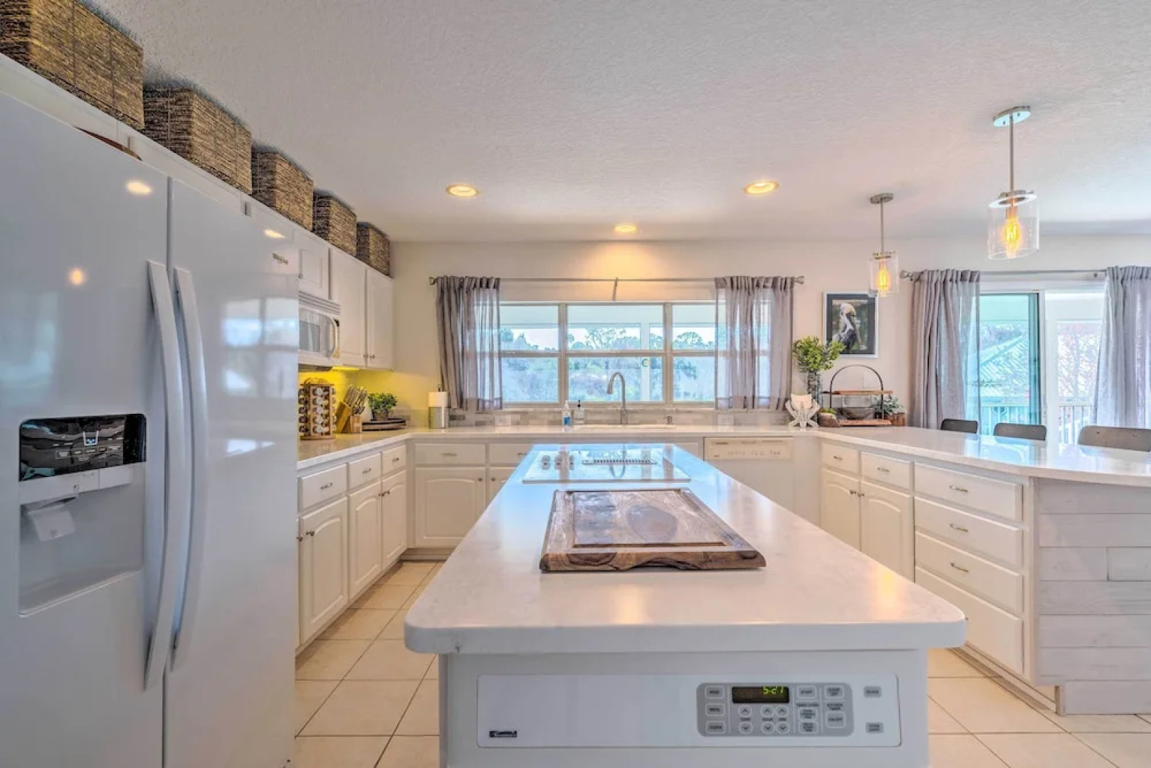 Withlacoochee River House w/ Dock + Kayaks!