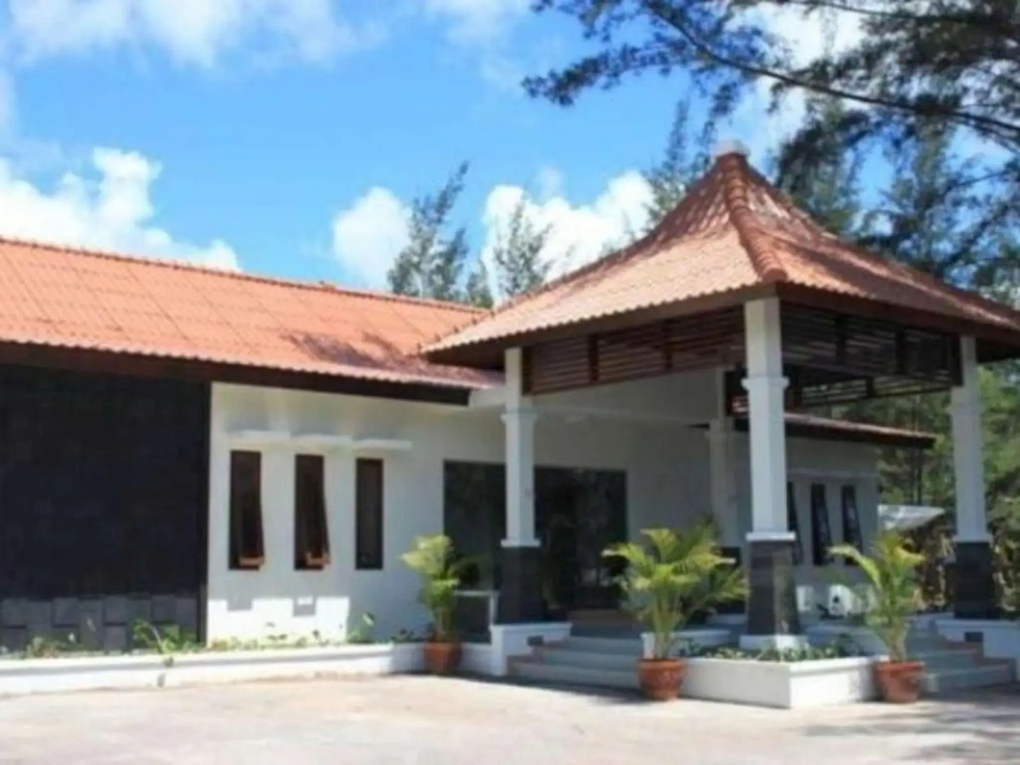 Tanjung Pesona Beach Resort & Spa