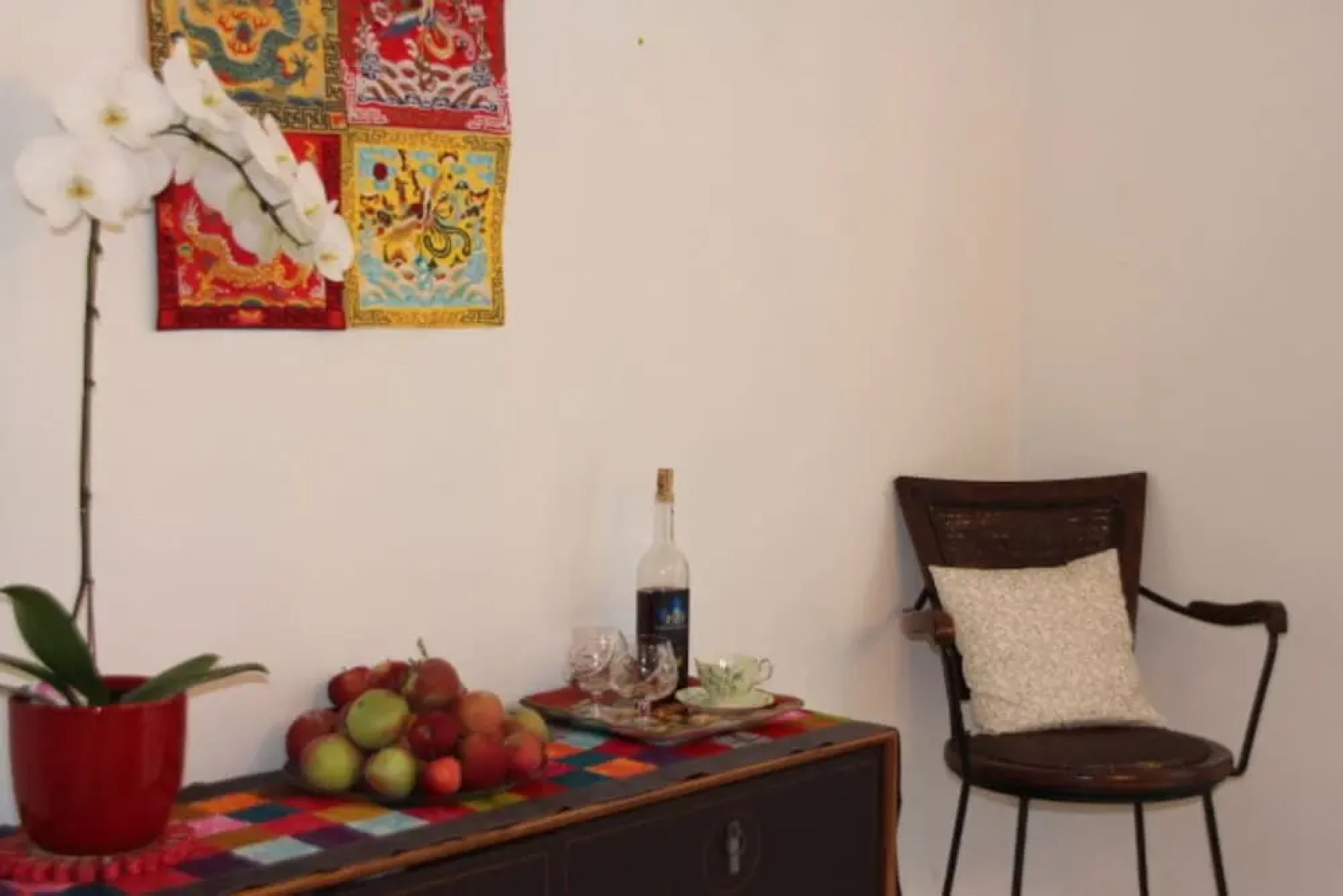 Warm and Sweet Room in West Vancouver