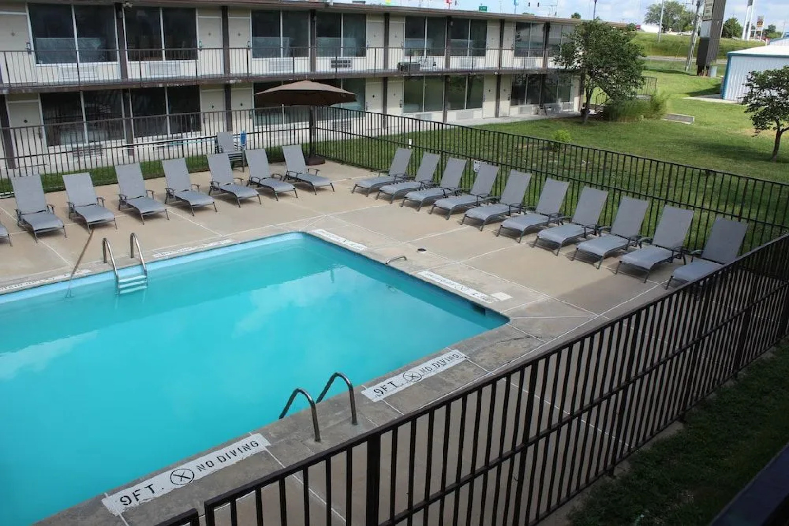 Clarion Inn & Conference Center