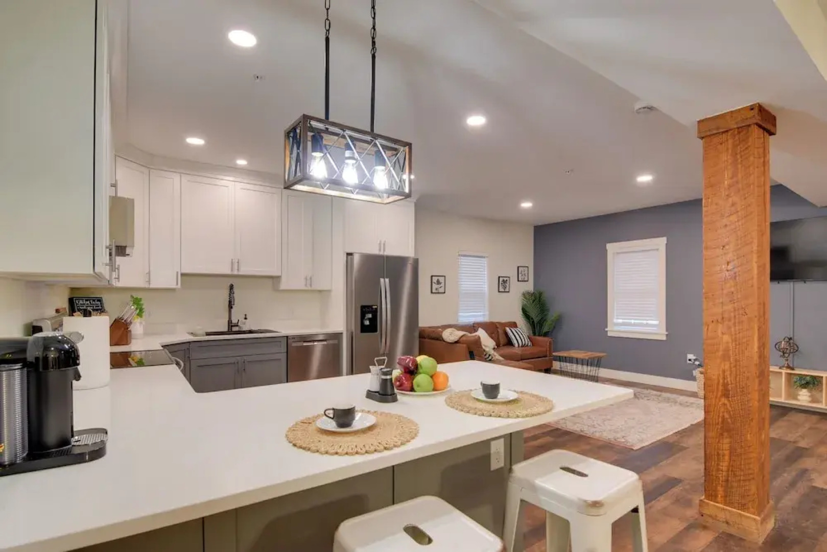 Walk to Lititz Springs Park: Dtwn Apt!