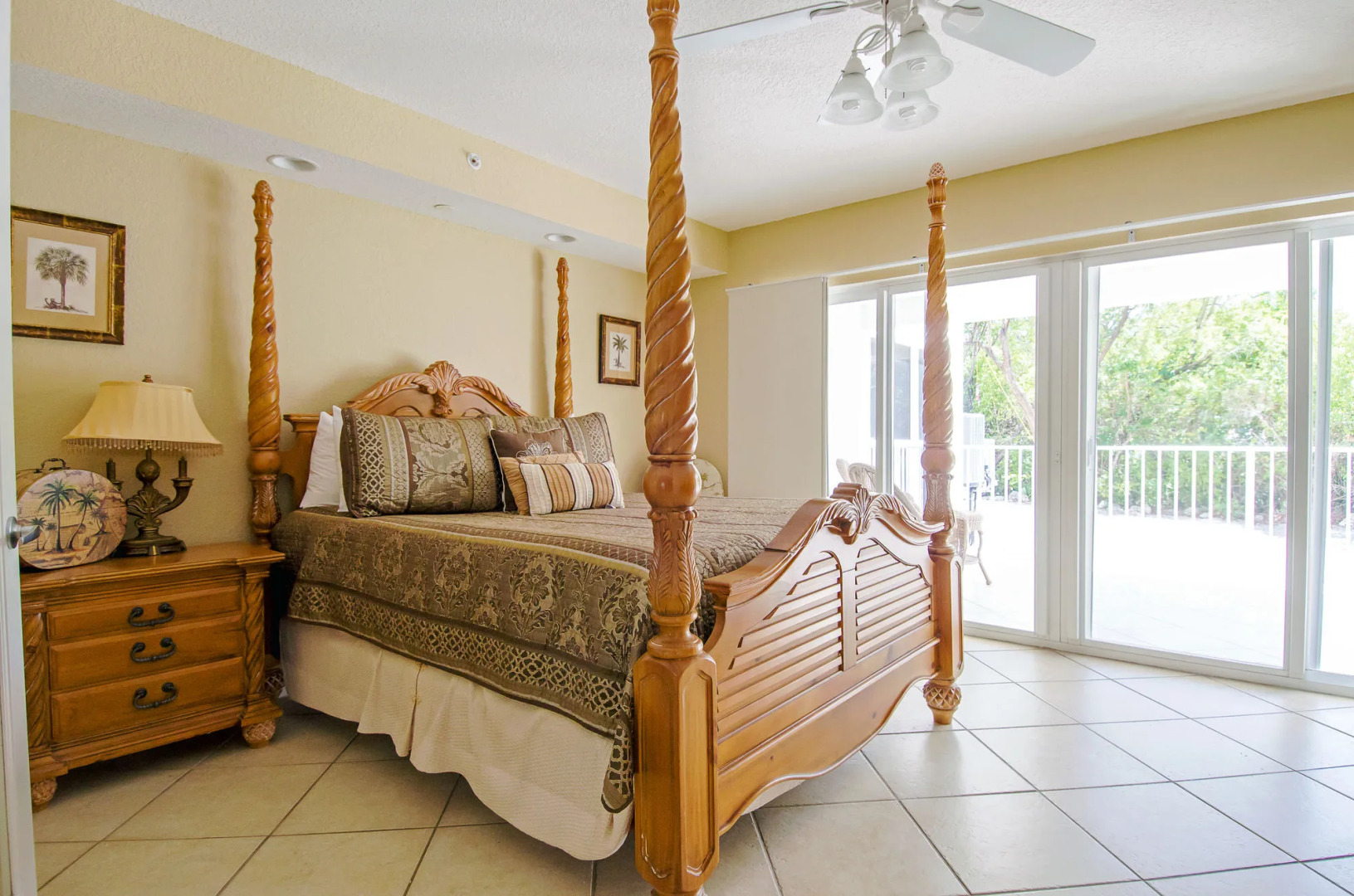 Mariner's Resort Villas & Marina