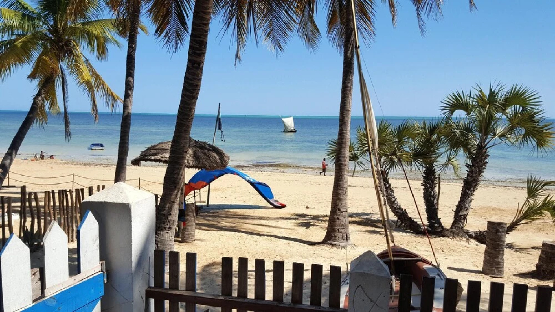 House With 4 Bedrooms in Ifaty, With Enclosed Garden and Wifi Near the Beach