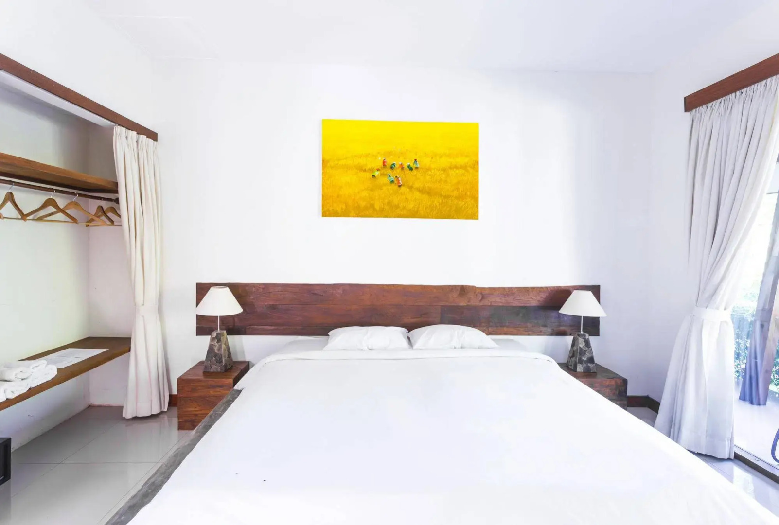 Big Brother Surf Inn