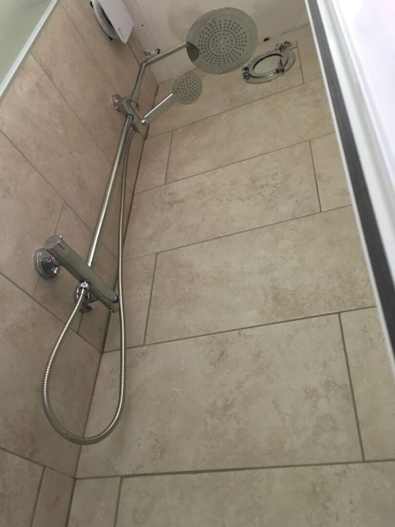 Little Western Spa Brighton Beach Apartment