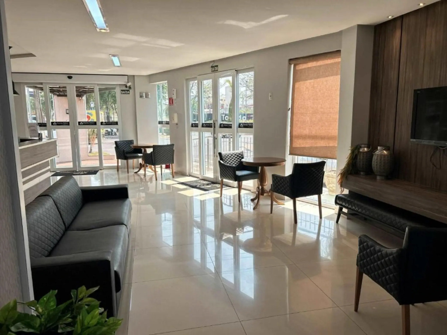 Premier Pallace Hotel