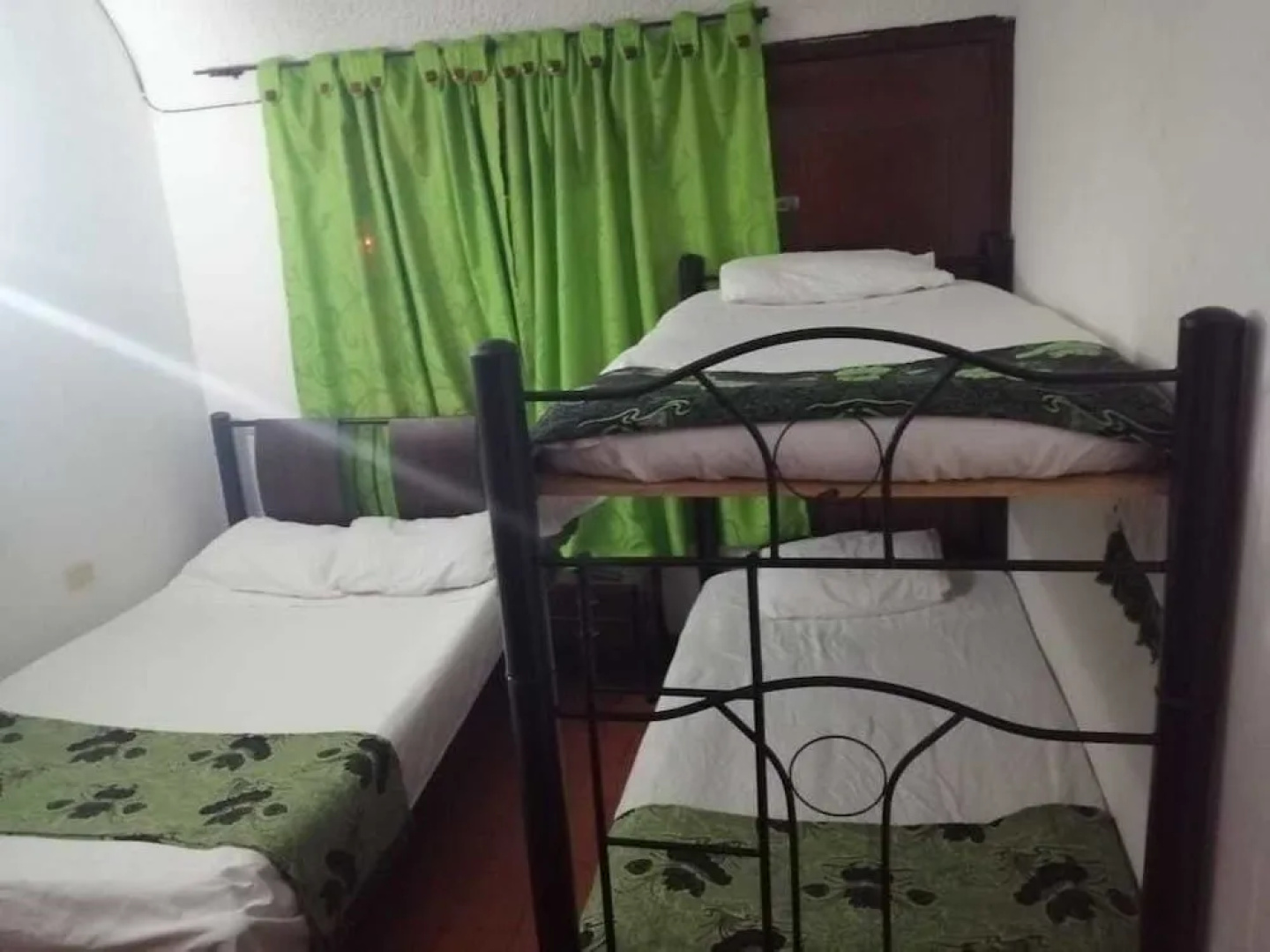 Villa Aura Hostal