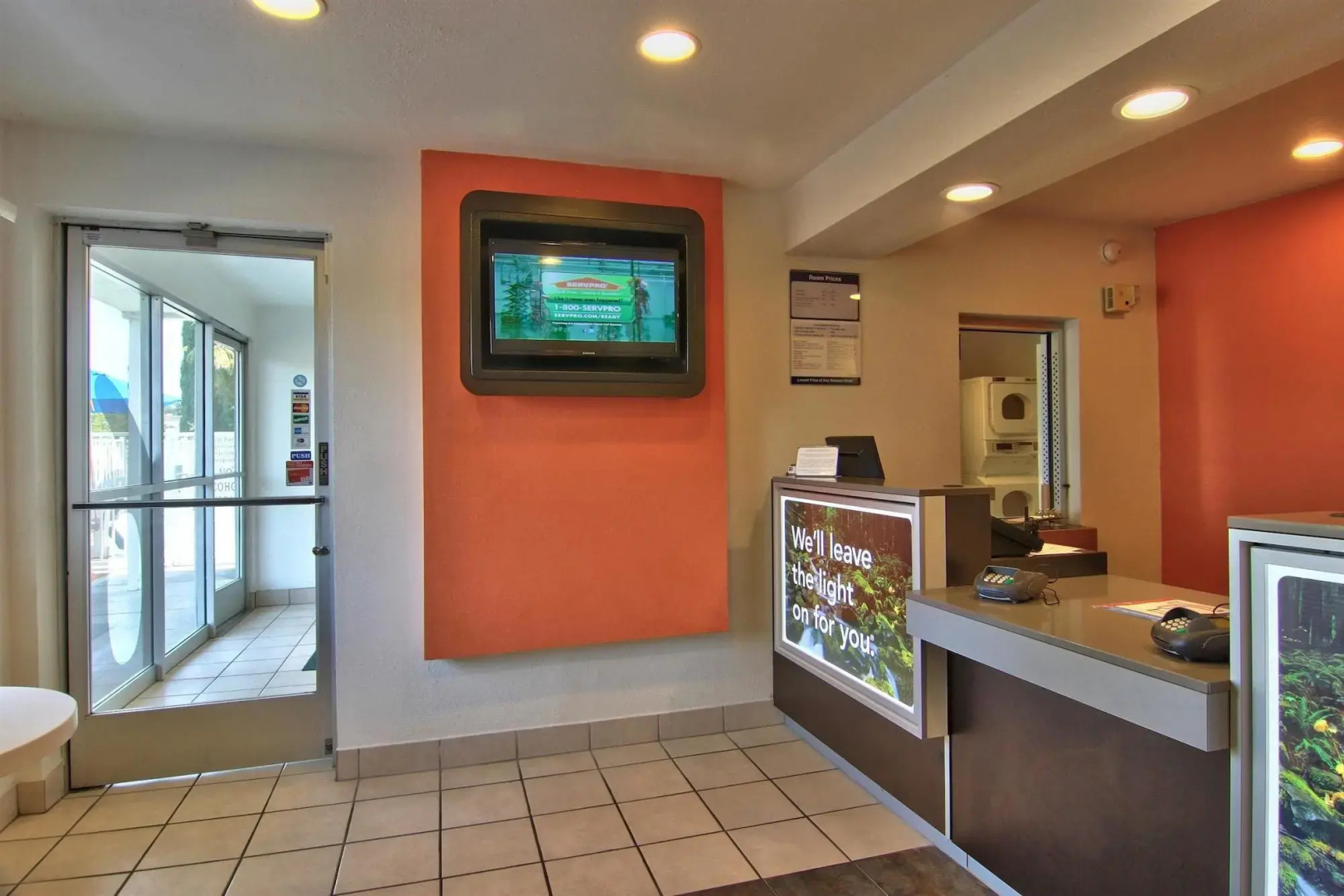 Motel 6 Woodland, CA – Sacramento Airport
